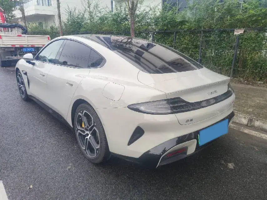 2024 MI SU7 thumbnail 4