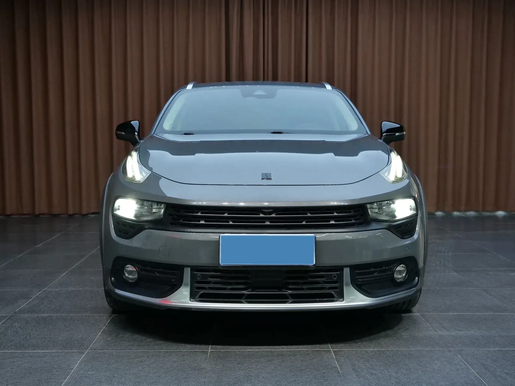 2018 LYNK&CO 02 thumbnail 2