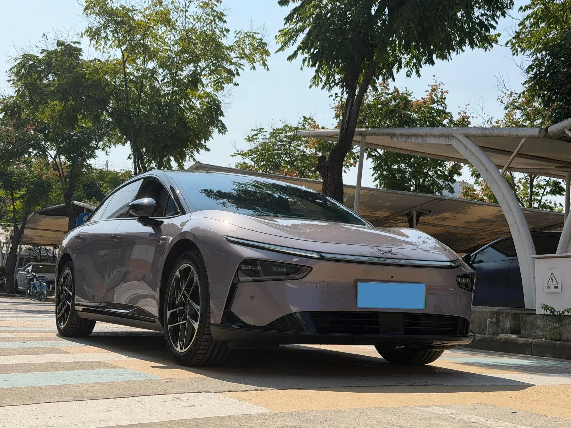 2024 XPENG P7+ thumbnail 3