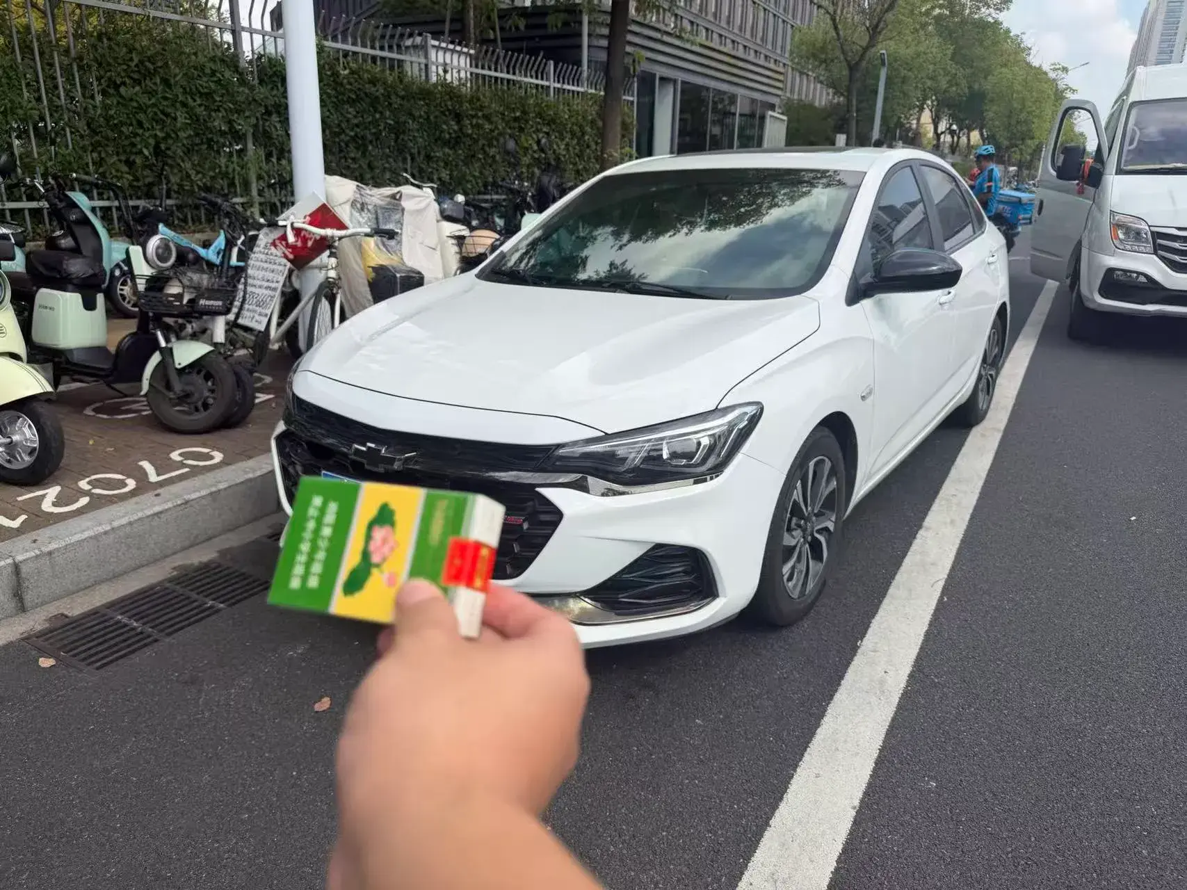 2020 CHEVROLET MONZA view 1