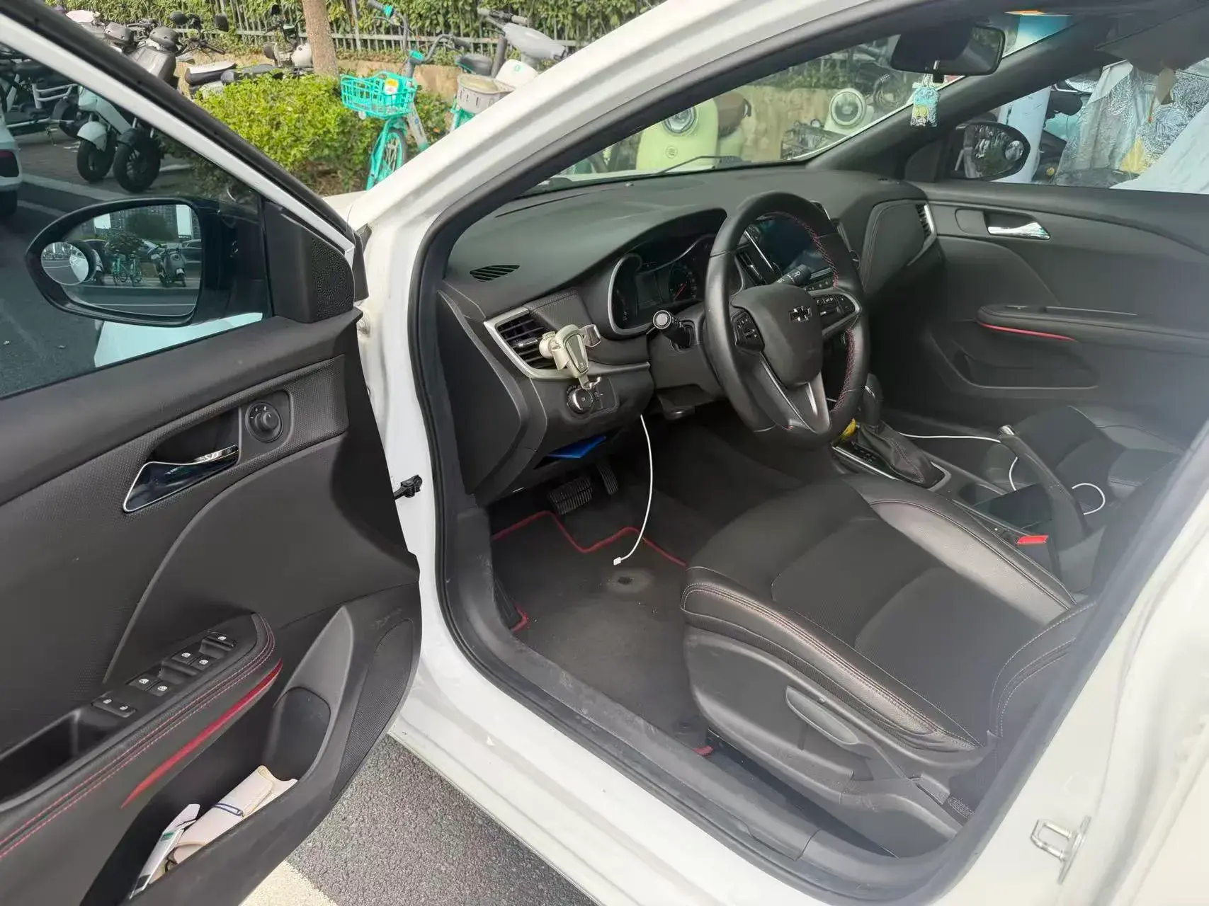 2020 CHEVROLET MONZA thumbnail 4