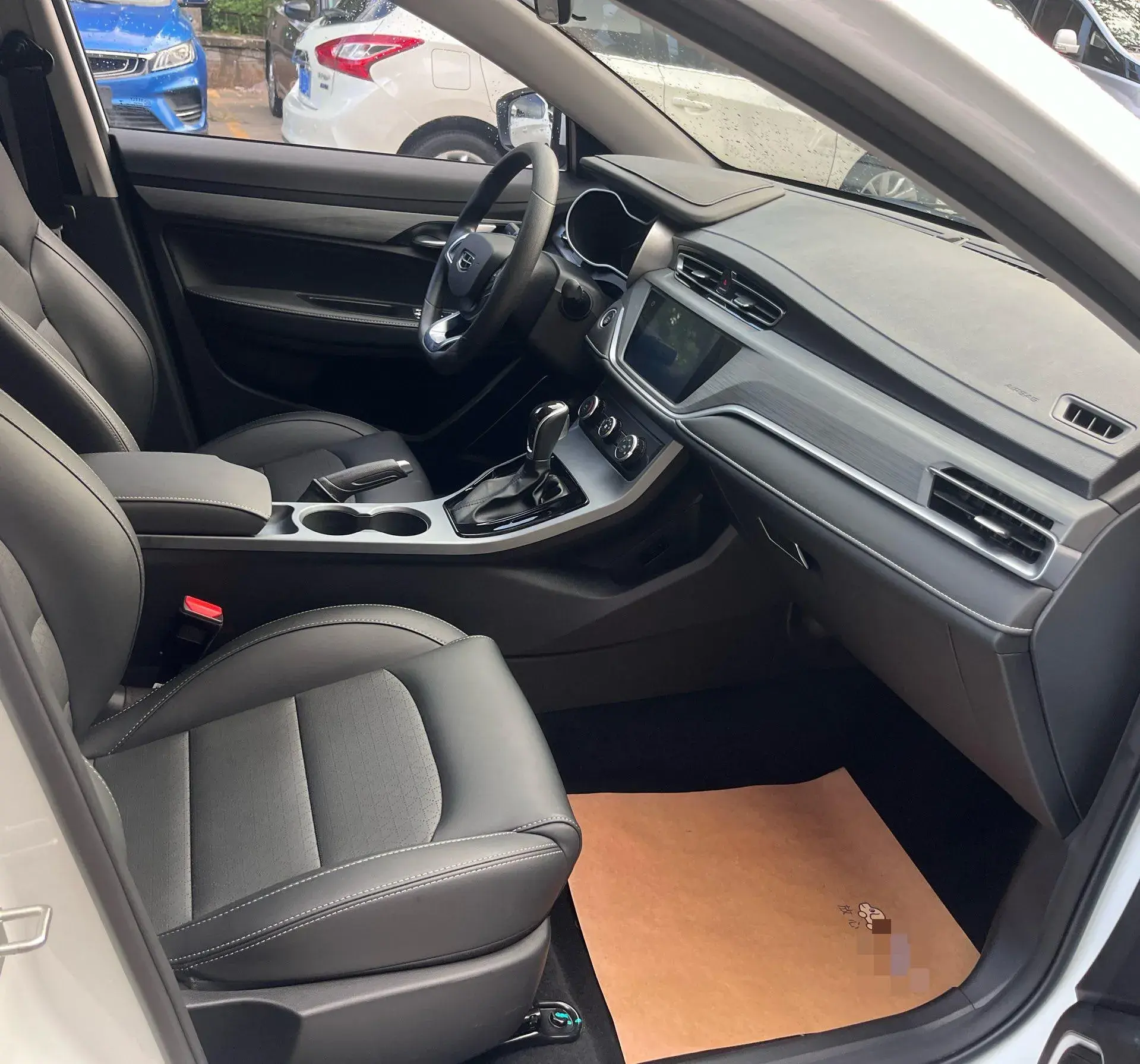 2021 GEELY EMGRAND thumbnail 4