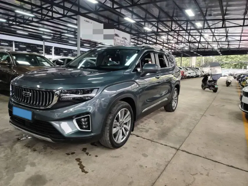 2022 GEELY OKAVANGO view 1