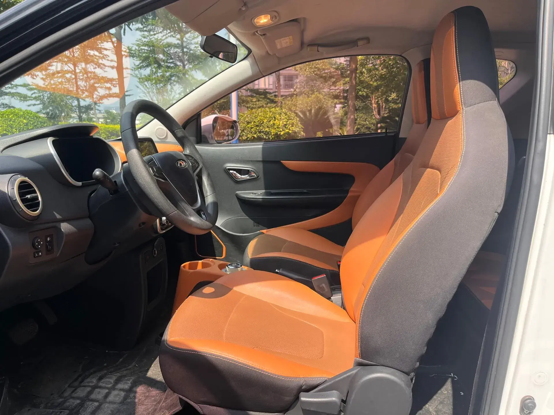 2018 CHERY LITTLE thumbnail 3