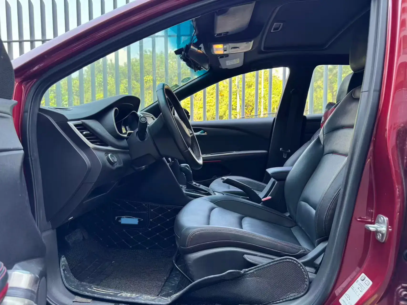 2019 CHEVROLET MONZA view 1