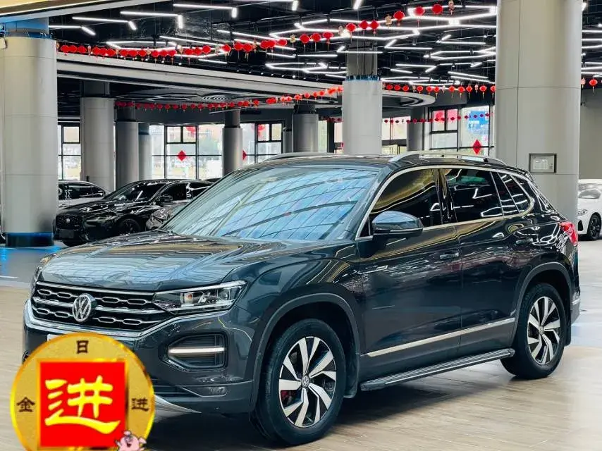 2020 VOLKSWAGEN TAYRON view 1