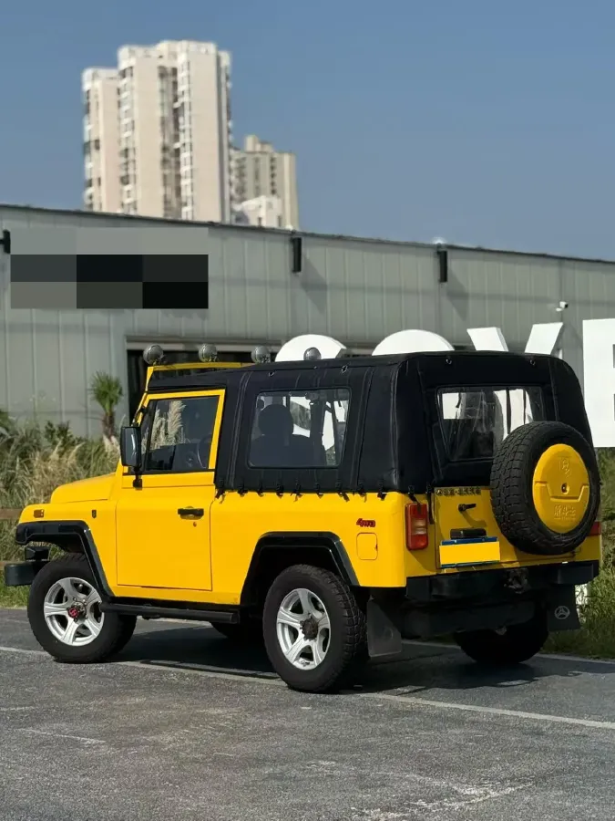 2019 BAW Battle Flag 1.5T 136HP L4 5MT,autocango,china used car exporter,china ev exporter,chinese used car exporter,chinese used ev exporter