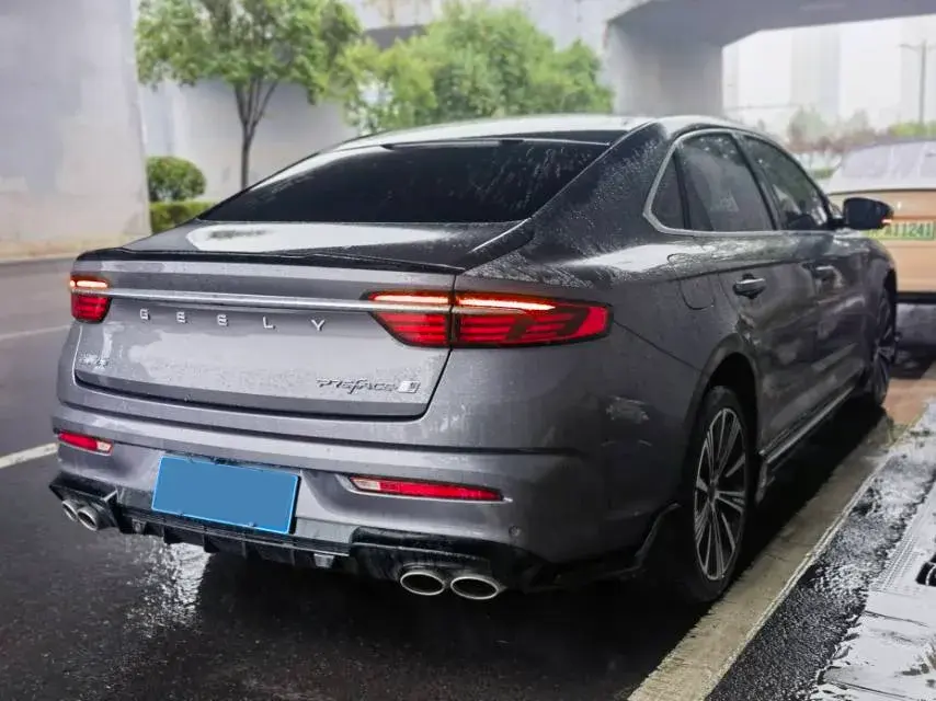 2025 GEELY PREFACE thumbnail 2