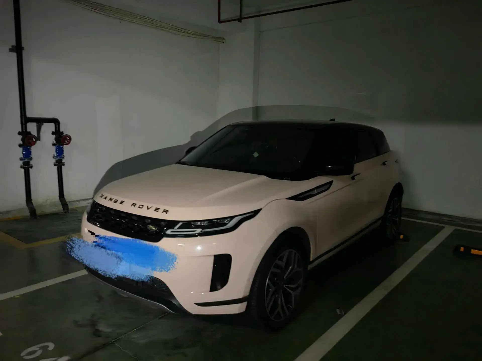 2020 LAND ROVER view 1