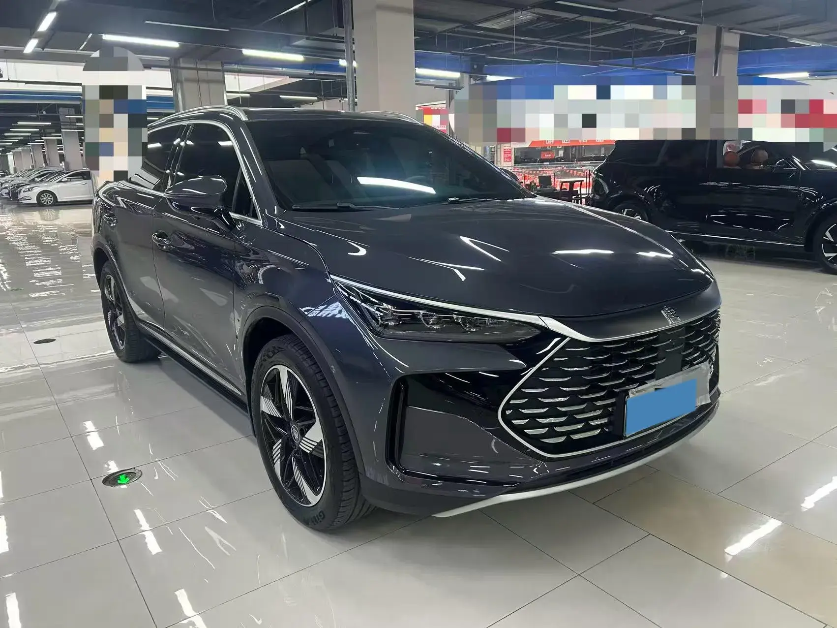 2023 BYD TANG thumbnail 2