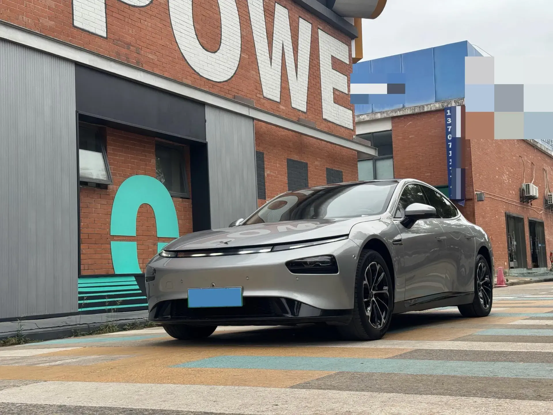 2020 XPENG P7 view 1