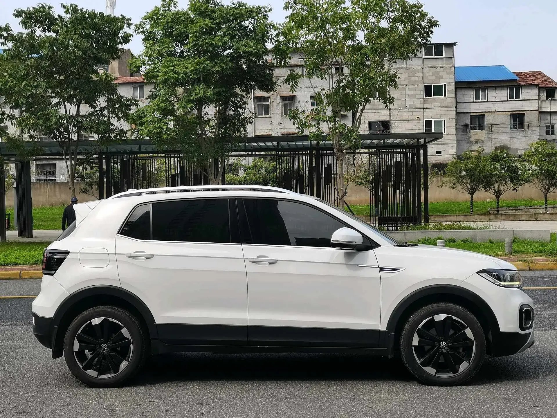 2021 VOLKSWAGEN TACQUA thumbnail 4