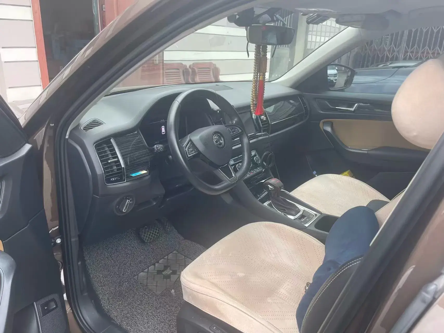 2019 SKODA KODIAK thumbnail 3