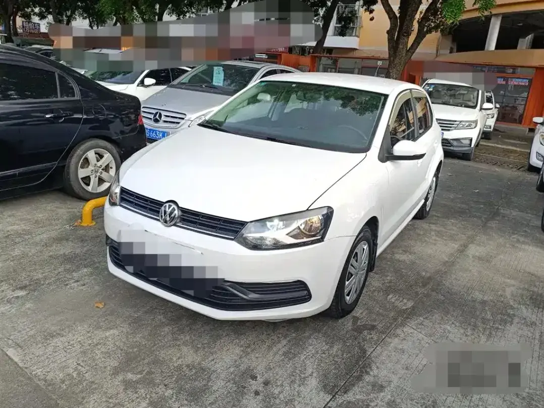 2018 VOLKSWAGEN POLO view 1