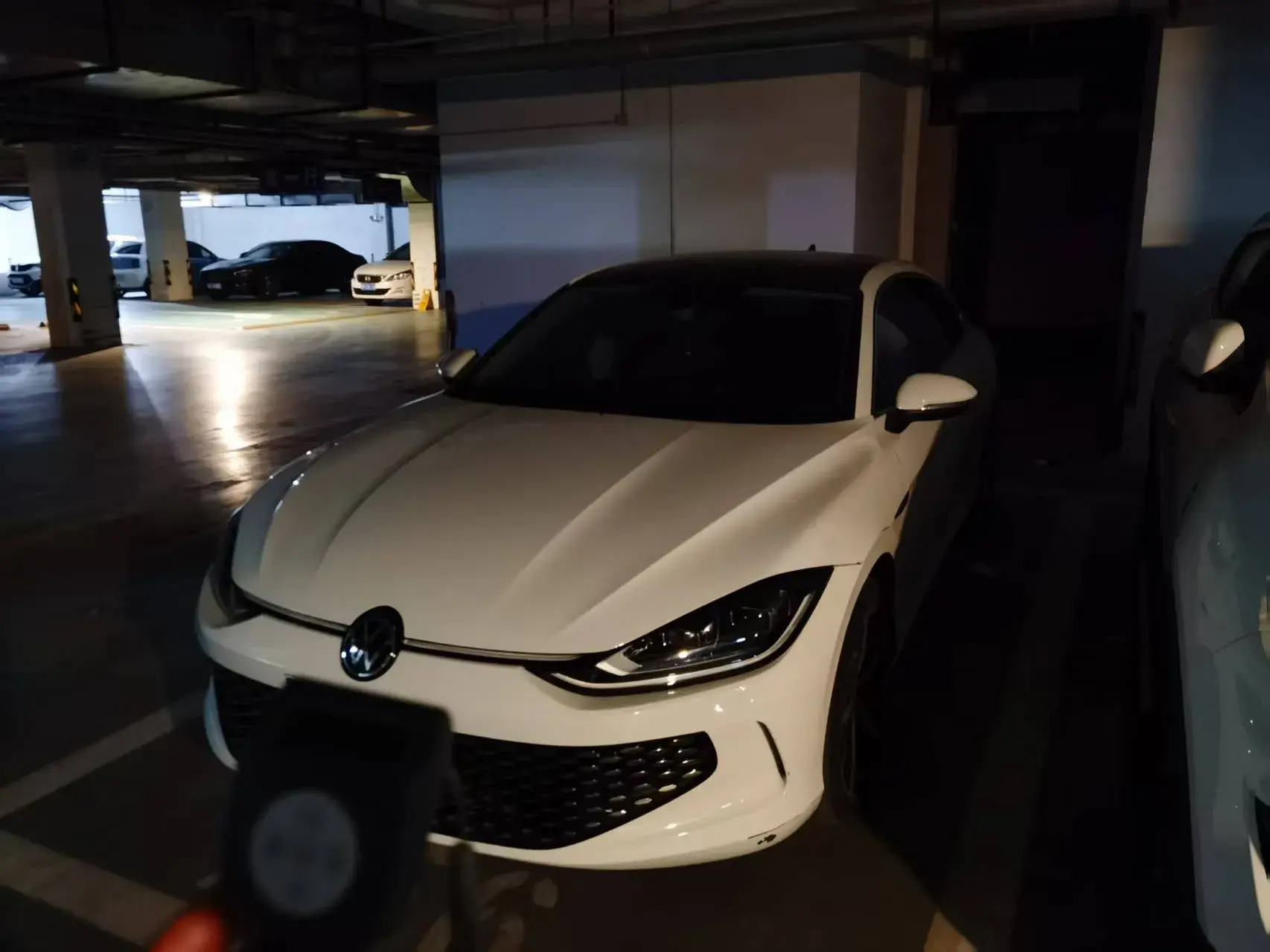 2022 VOLKSWAGEN LAMANDO view 1