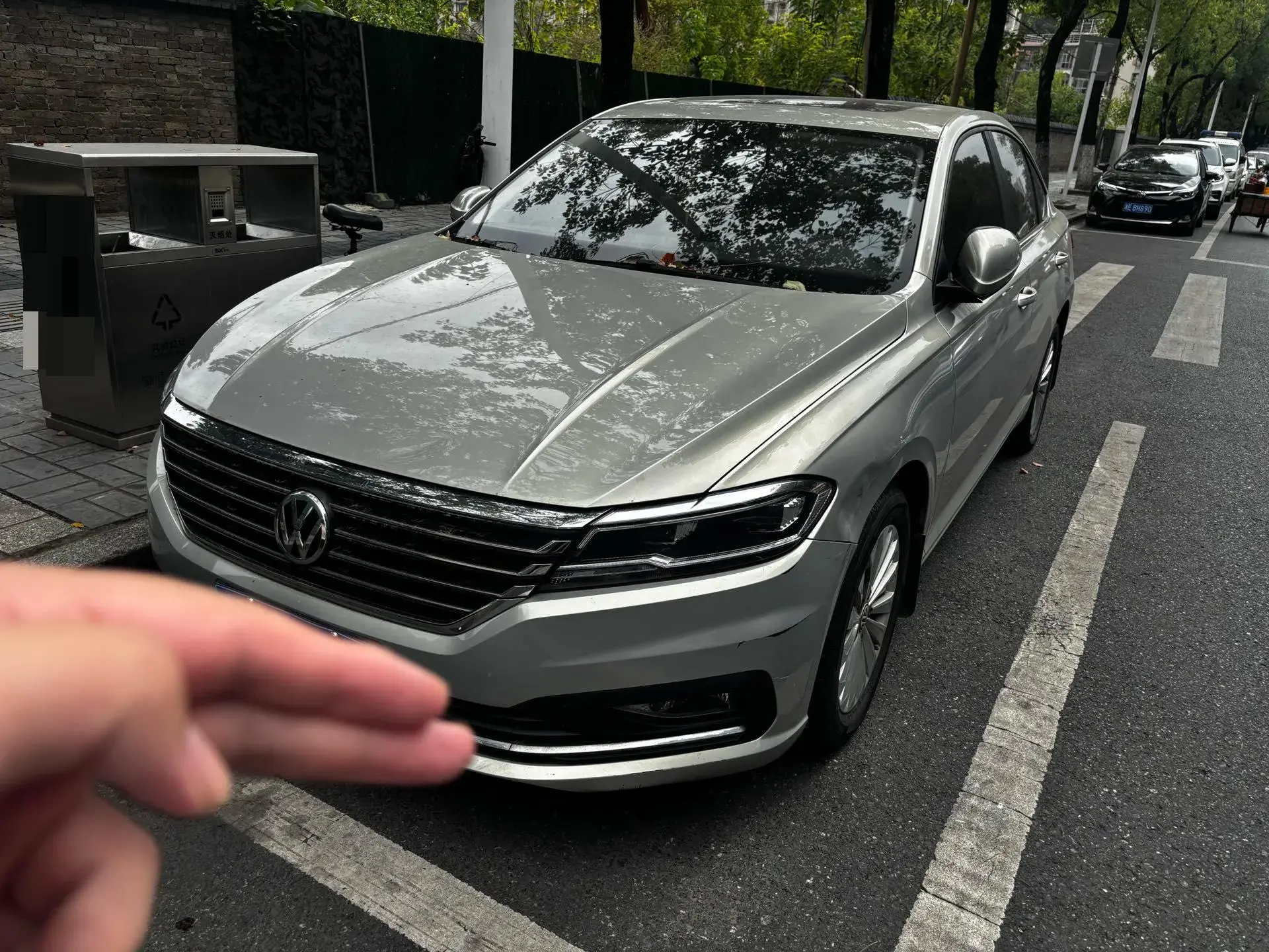 2019 VOLKSWAGEN LAVIDA view 1