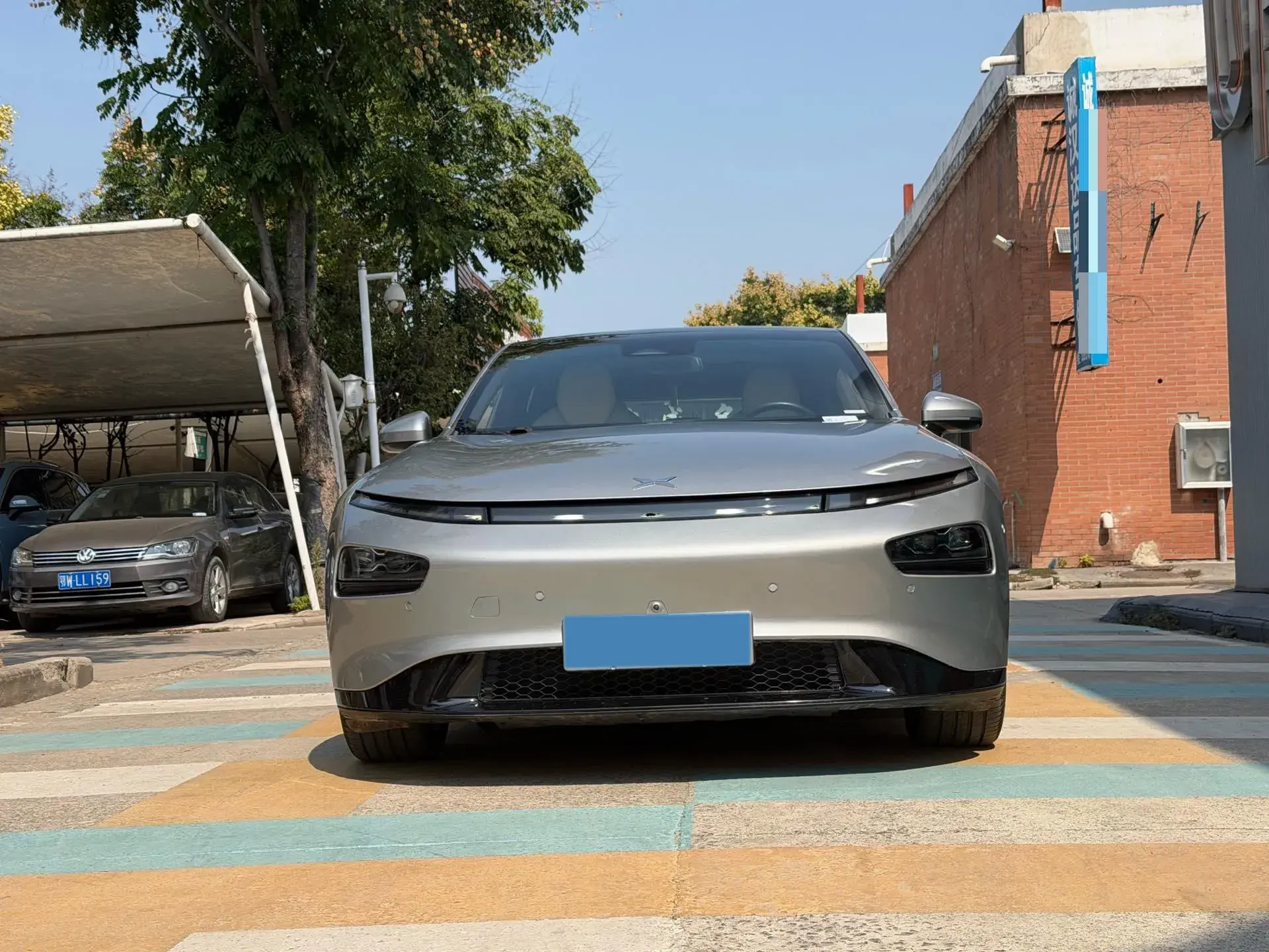 2020 XPENG P7 thumbnail 2