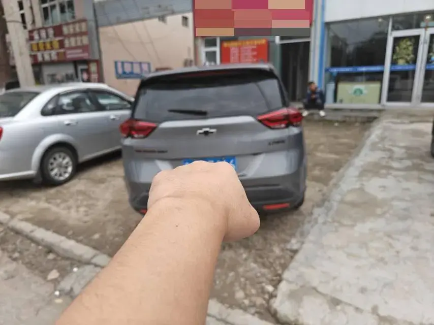 2019 CHEVROLET ORLANDO thumbnail 3