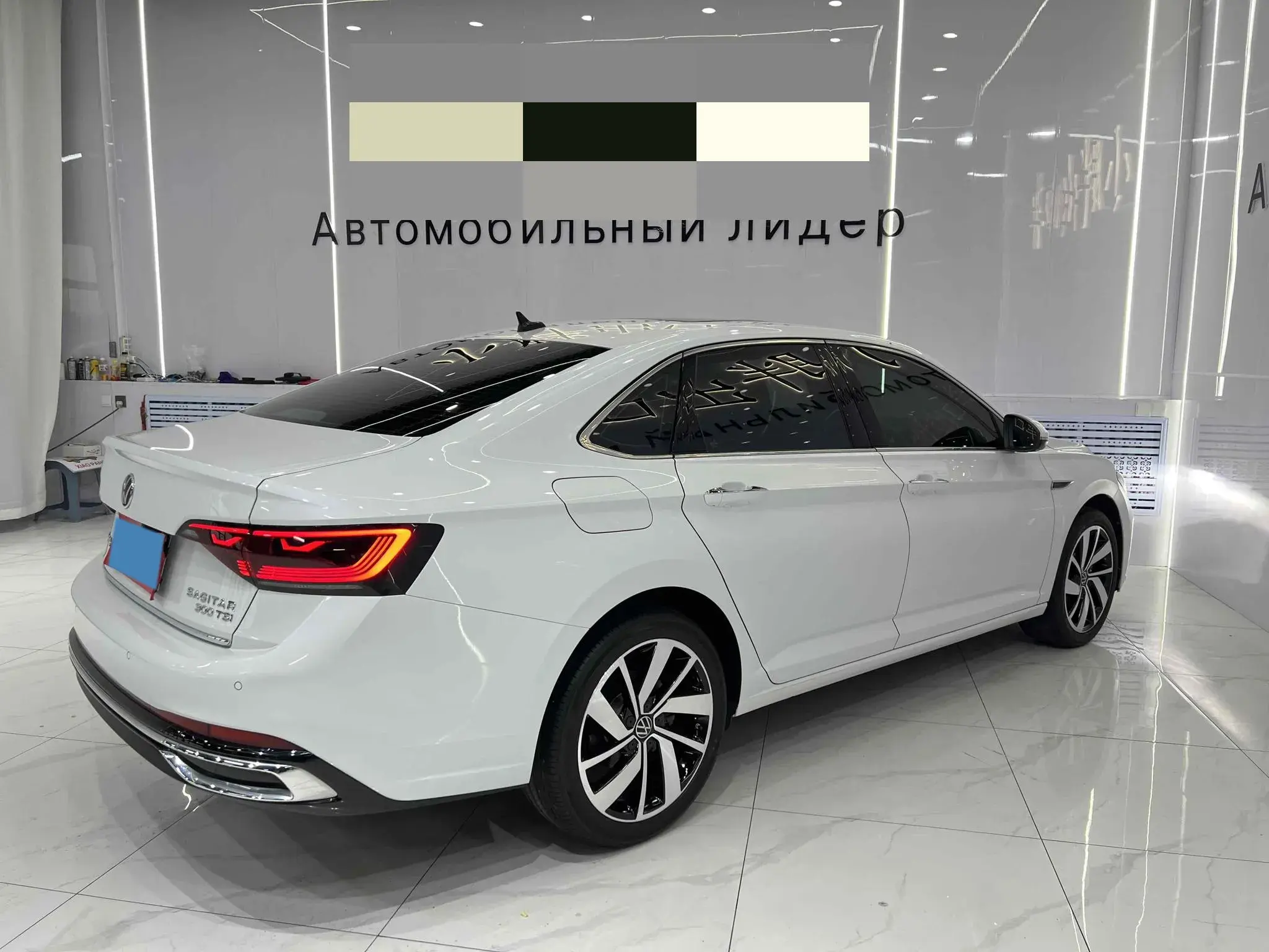 2023 VOLKSWAGEN SAGITAR thumbnail 4