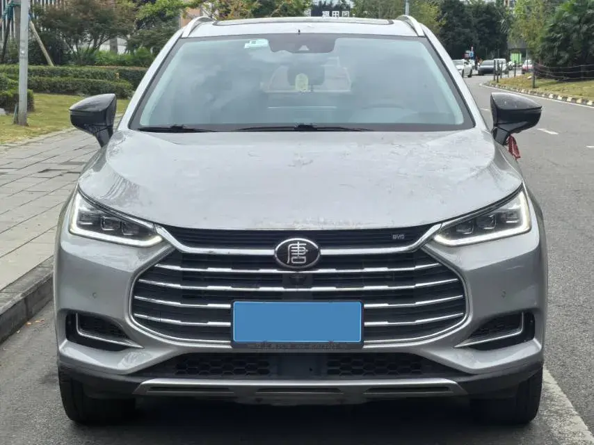 2018 BYD TANG thumbnail 2