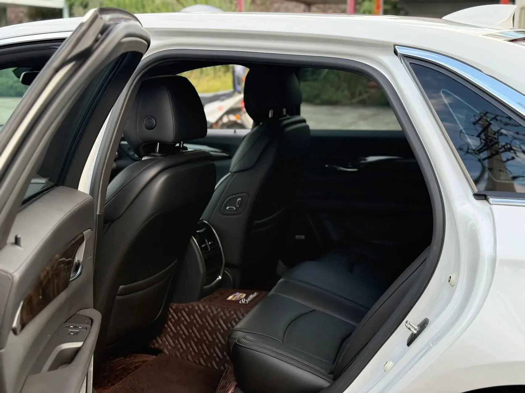 2021 CADILLAC CT6 thumbnail 4