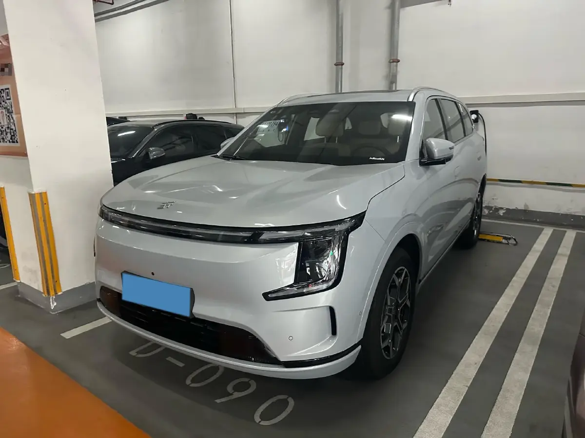 2025 Jetour ShanHai L7 PLUS 1.5T 156HP L4 1DHT PHEV