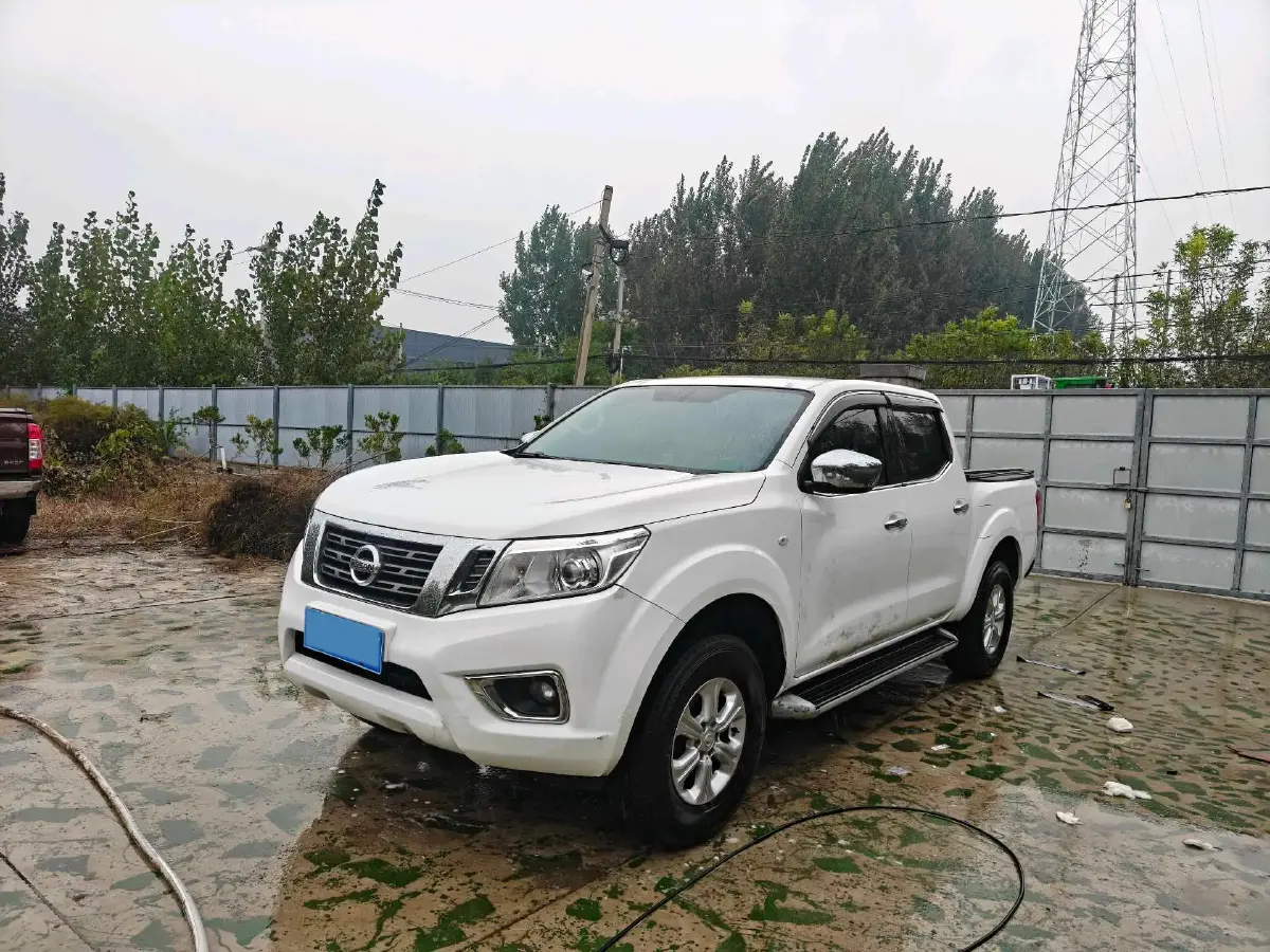 2017 Nissan Navara 2.5L 184HP L4 7AT