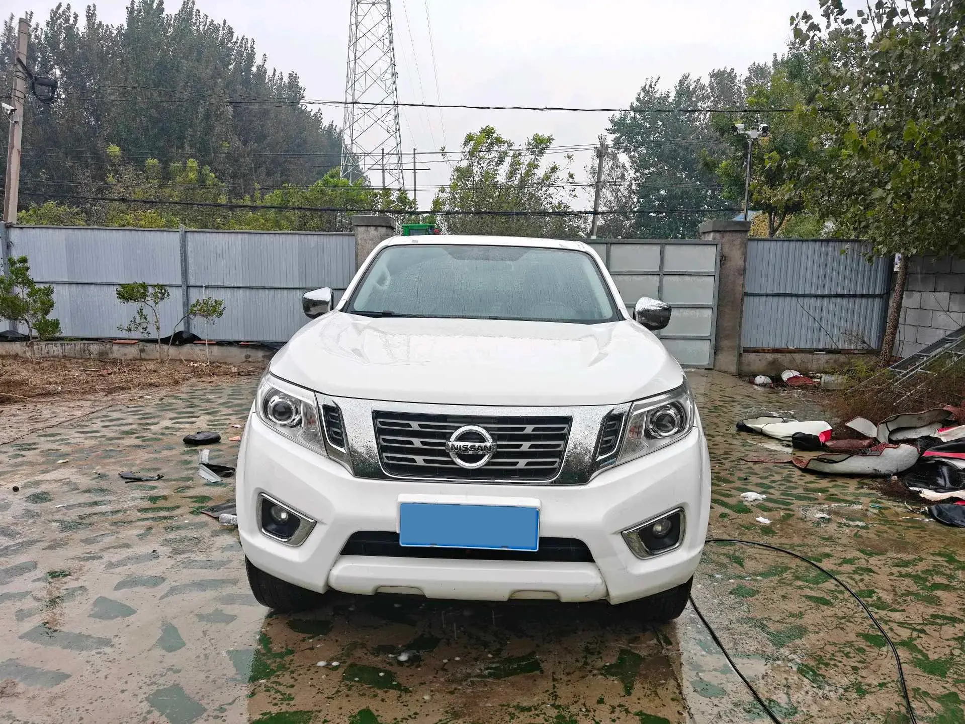 2017 NISSAN NAVARA thumbnail 2