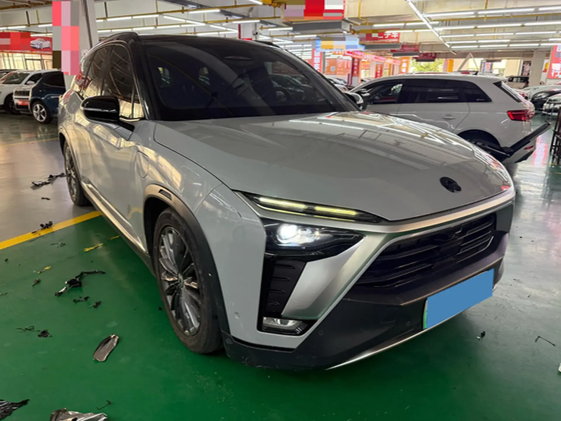 2022 NIO ES8 thumbnail 2