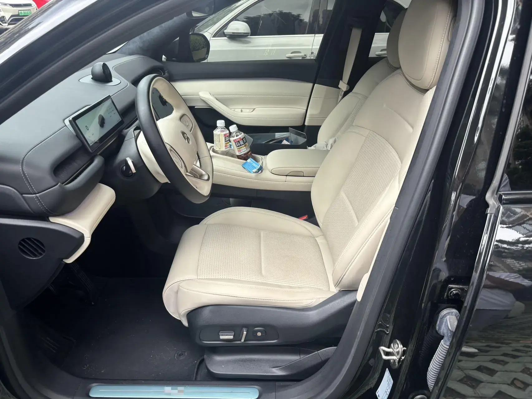 2023 NIO ES6 thumbnail 4