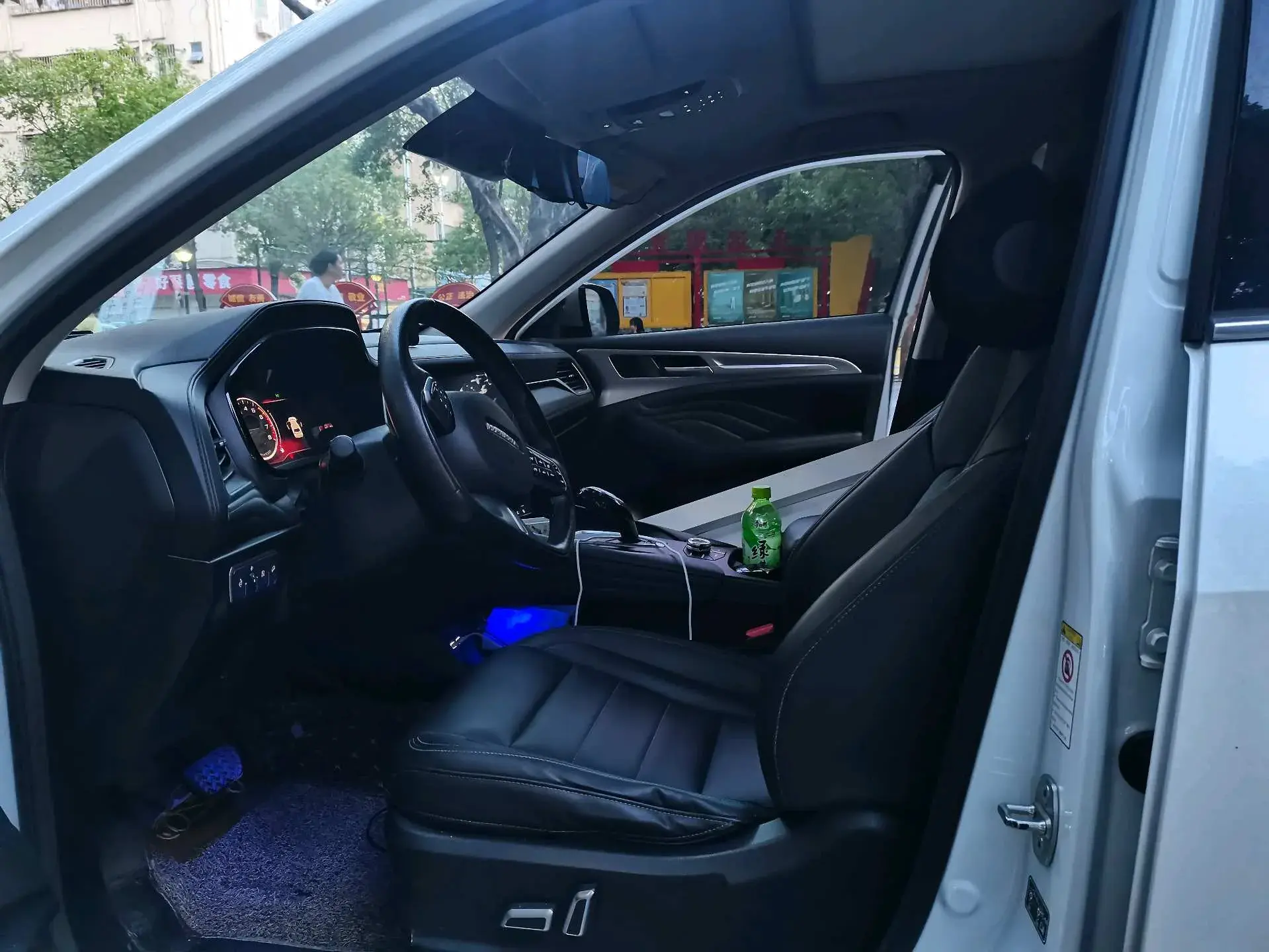 2019 HAVAL F7 thumbnail 2