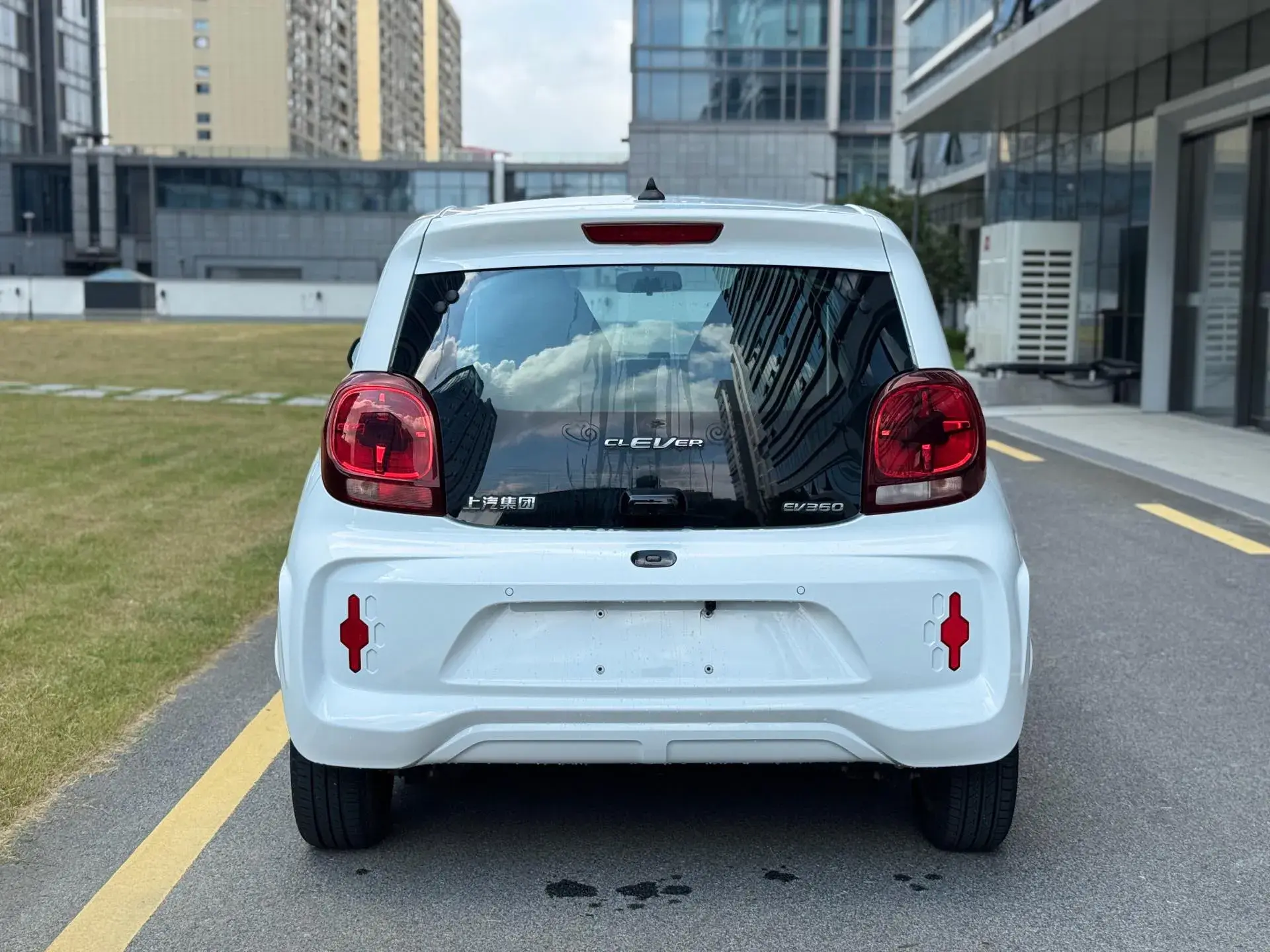 2021 ROEWE CLEVER thumbnail 2