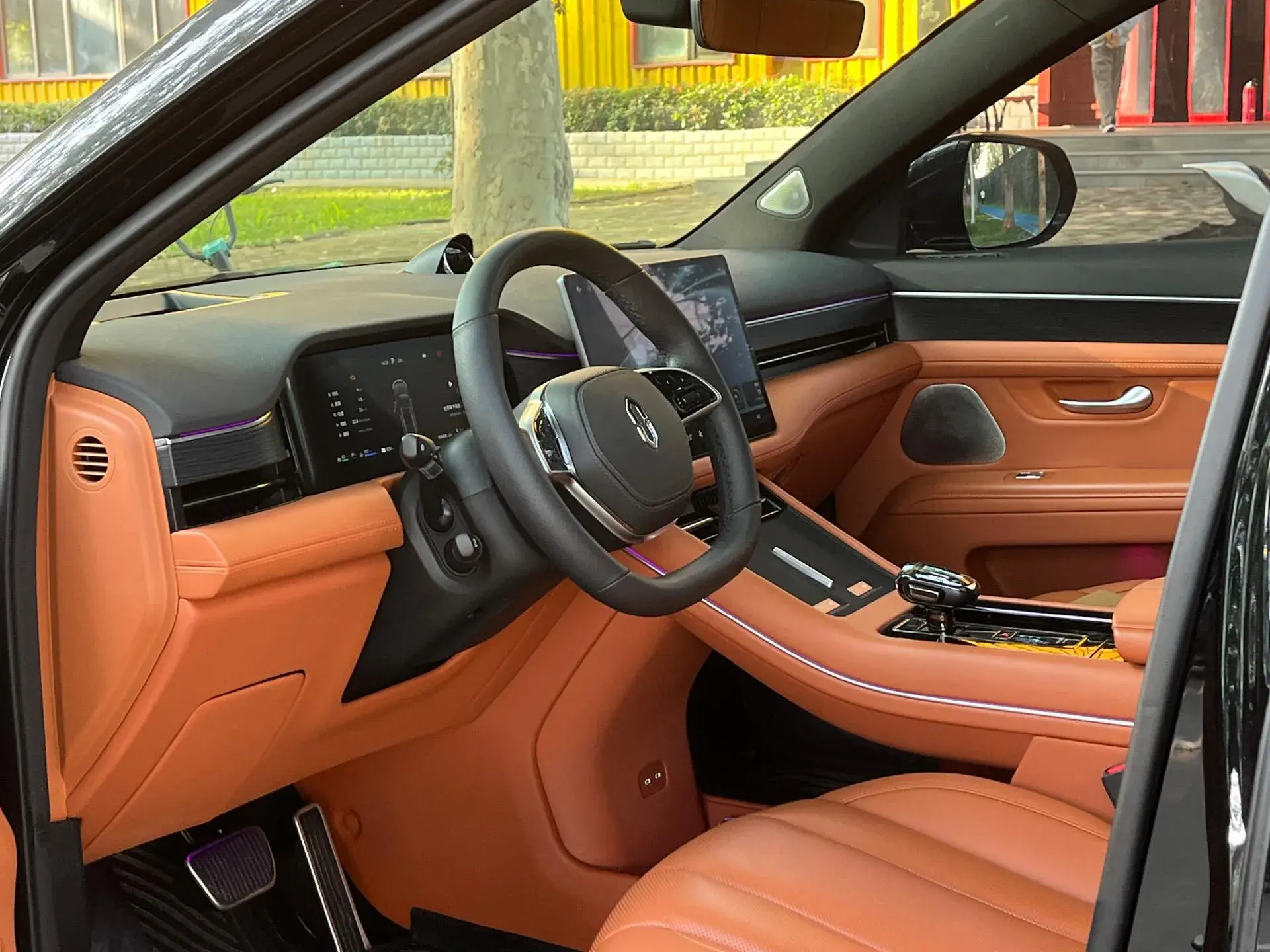 2024 AITO AITO thumbnail 4