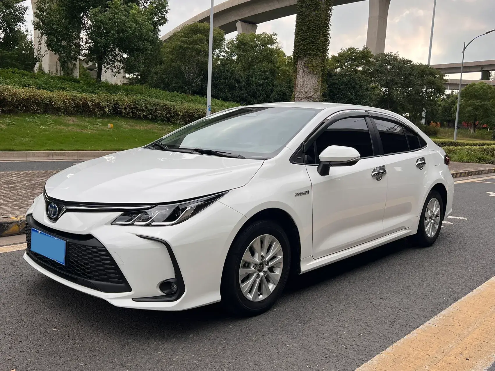 2023 TOYOTA COROLLA view 1