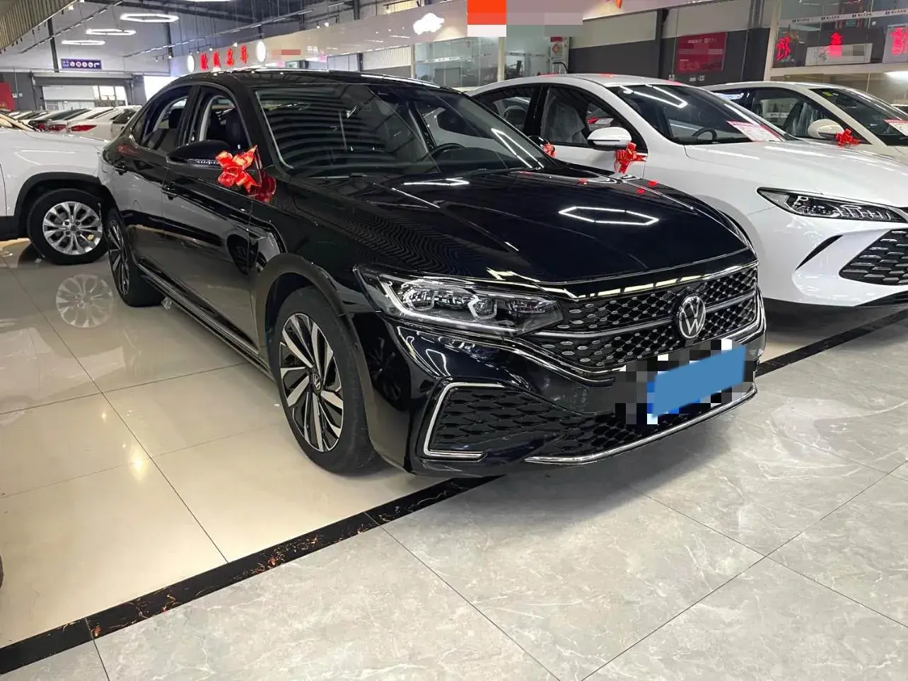 2022 VOLKSWAGEN PASSAT thumbnail 3