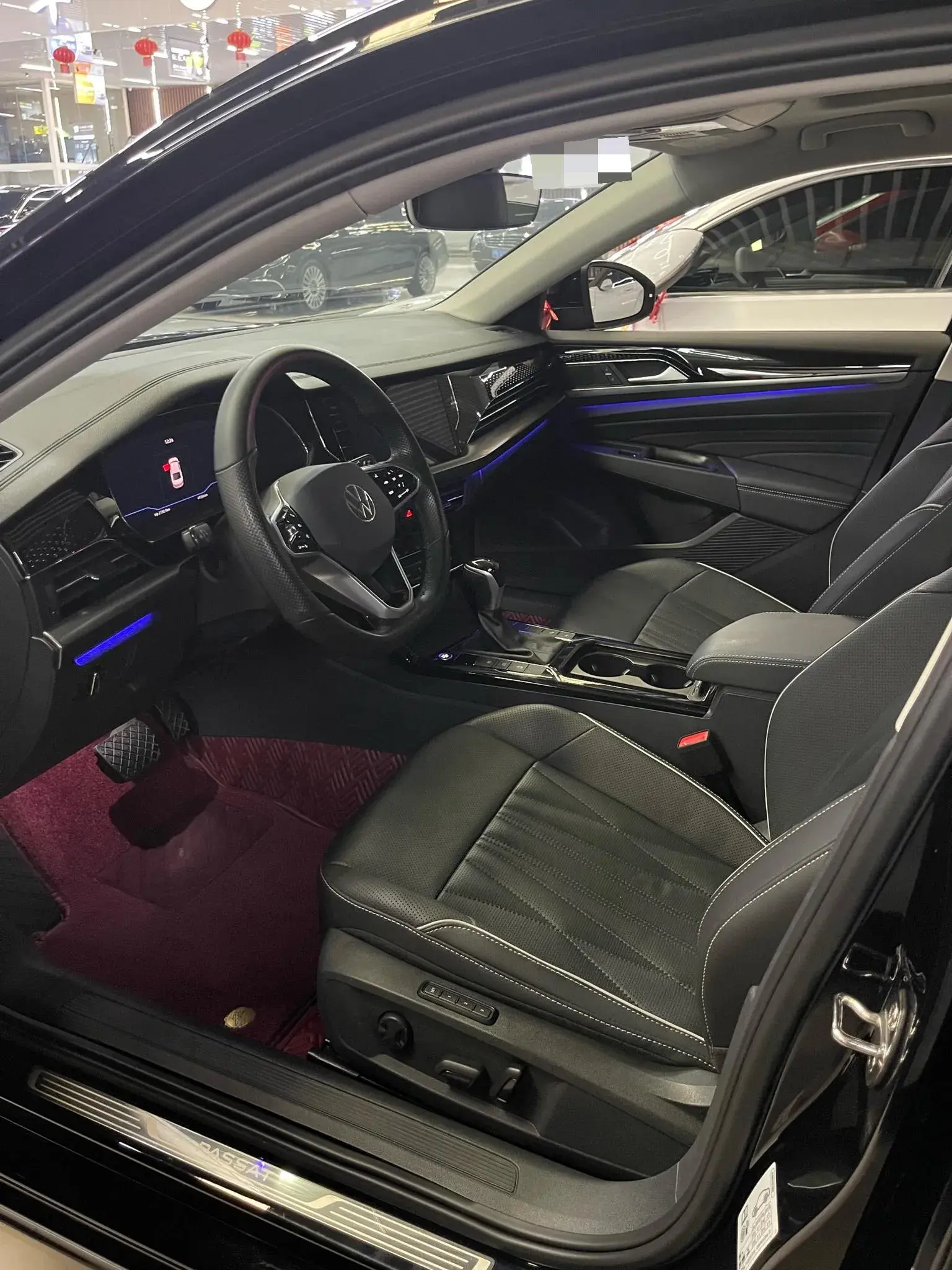 2022 VOLKSWAGEN PASSAT thumbnail 4