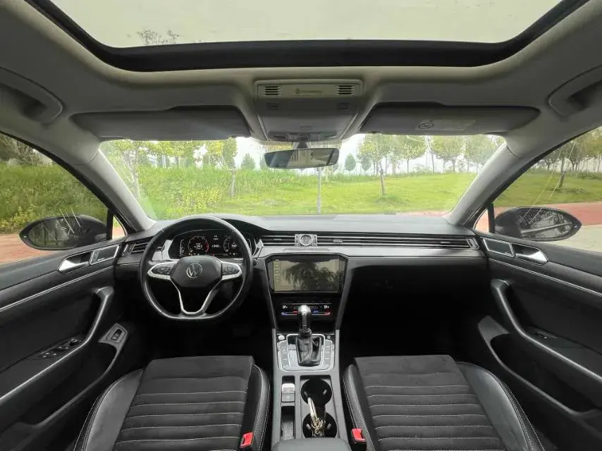 2021 VOLKSWAGEN MAGOTAN thumbnail 4