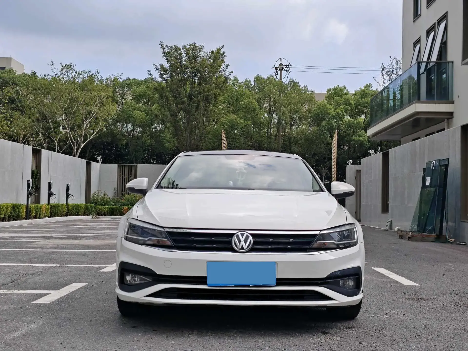 2019 VOLKSWAGEN LAMANDO thumbnail 2