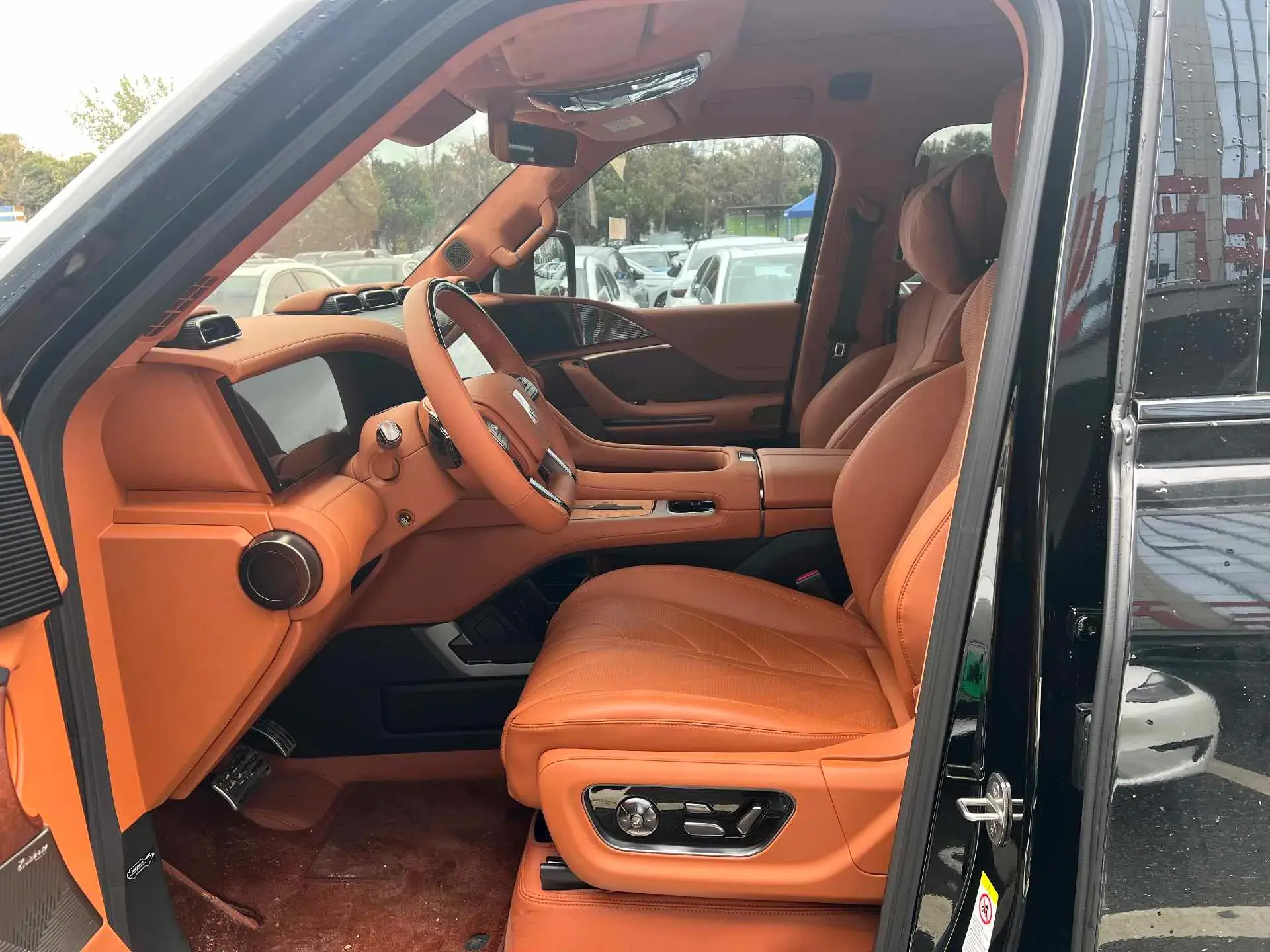 2023 YANGWANG U8 thumbnail 4