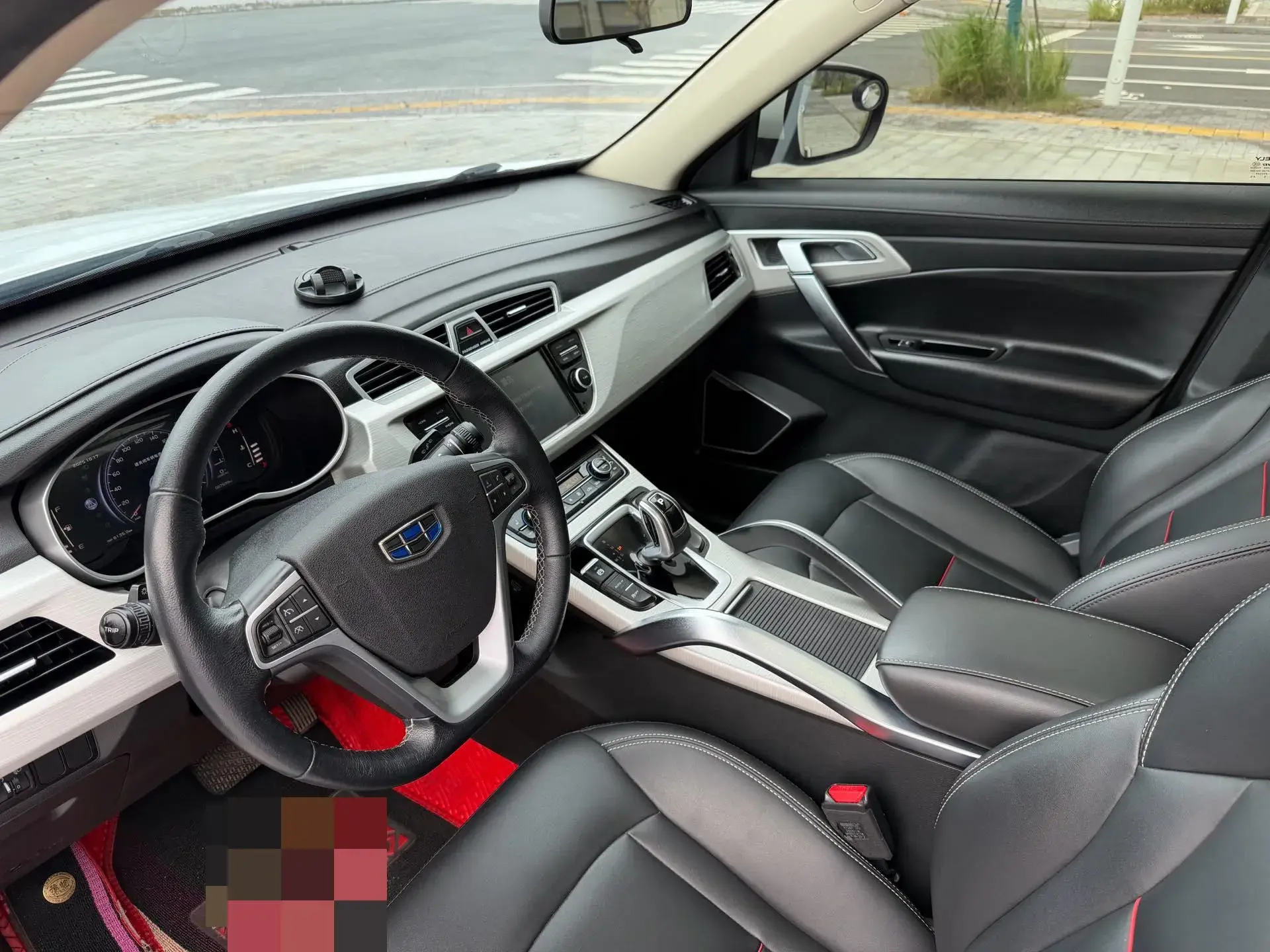 2020 GEELY AZKARRA thumbnail 4