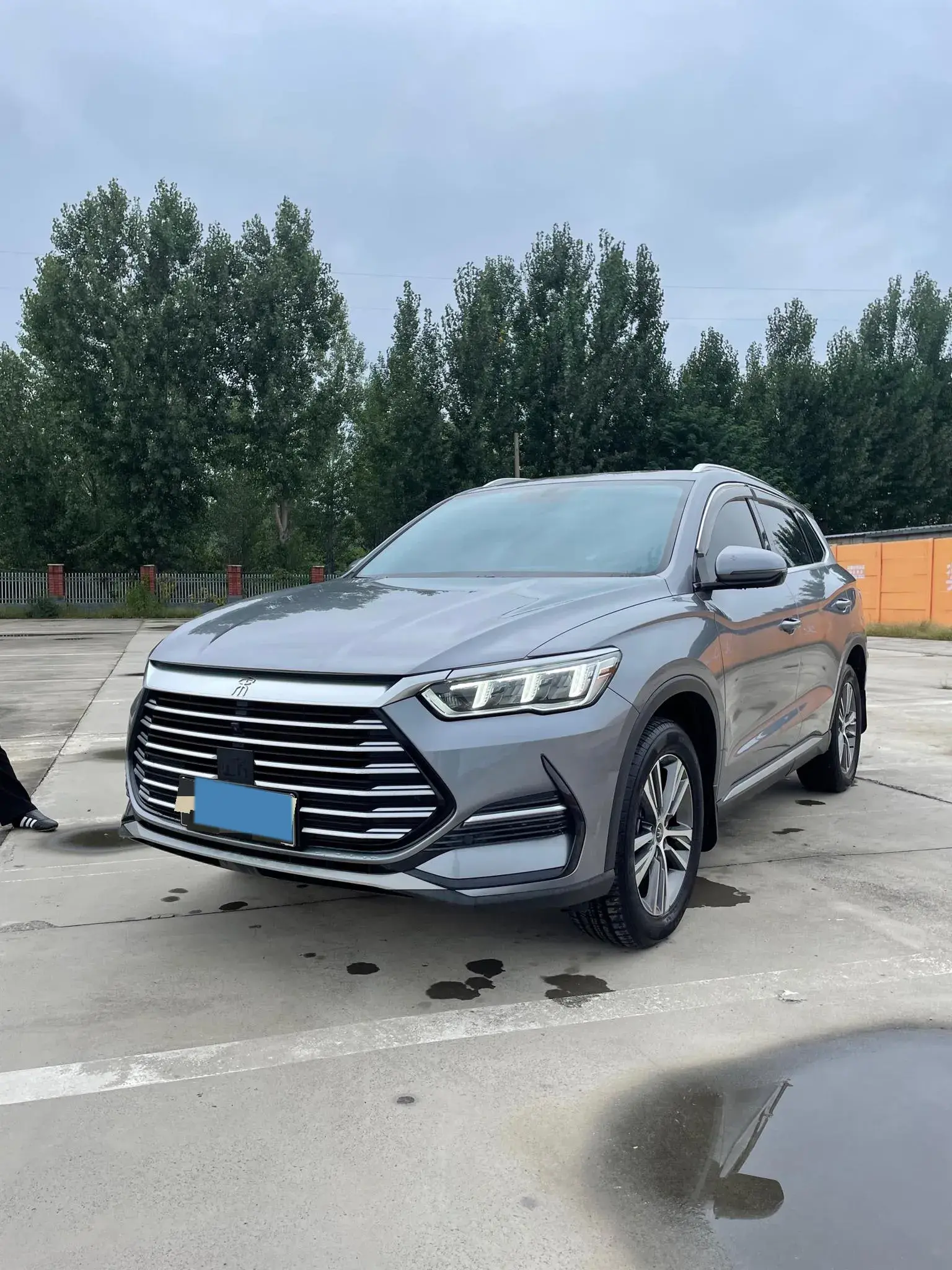 2021 BYD SONG view 1