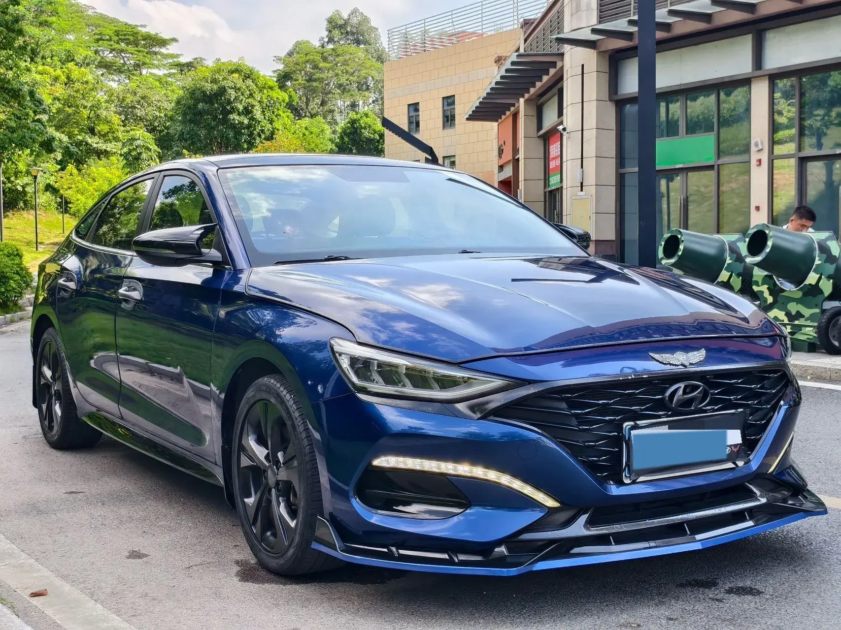 2021 HYUNDAI LA thumbnail 3