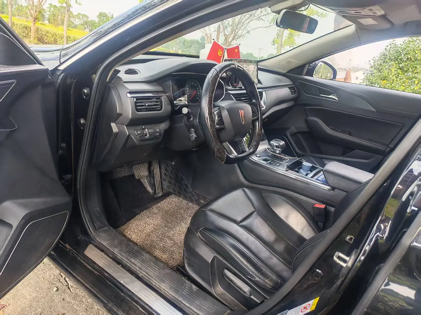 2020 HONGQI H5 thumbnail 4