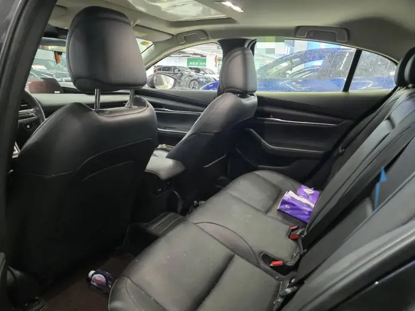 2021 MAZDA 3 thumbnail 3