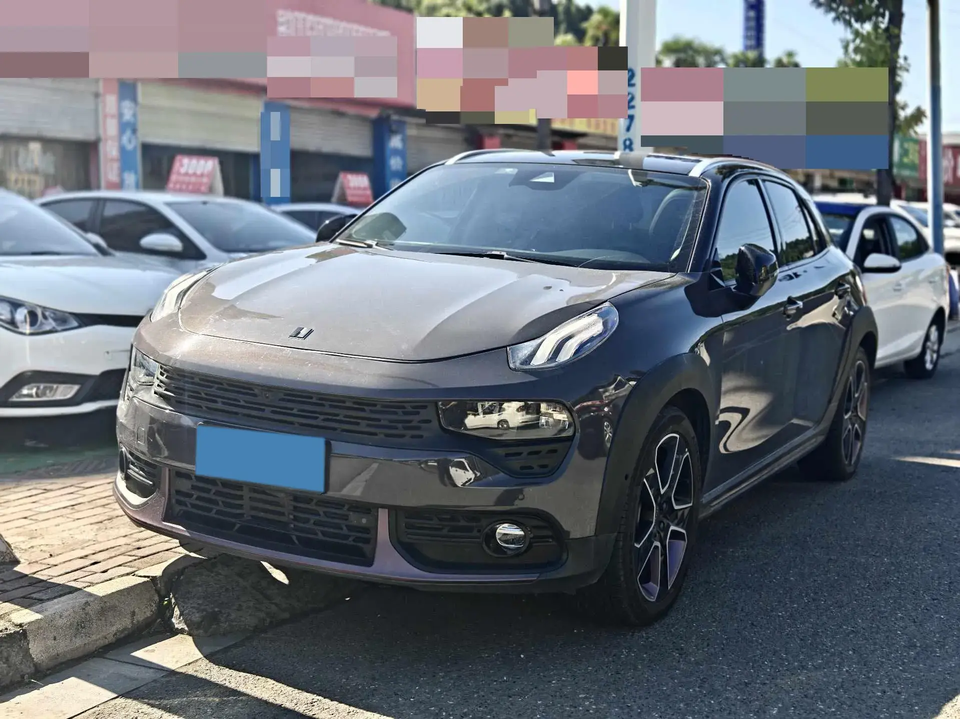 2019 LYNK&CO 02 view 1