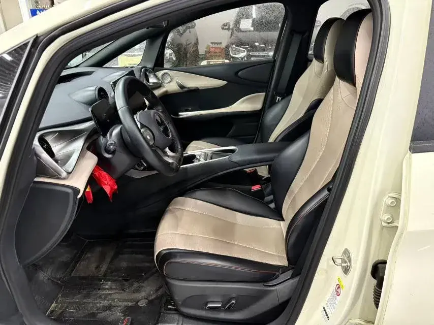 2023 BYD DOLPHIN thumbnail 4