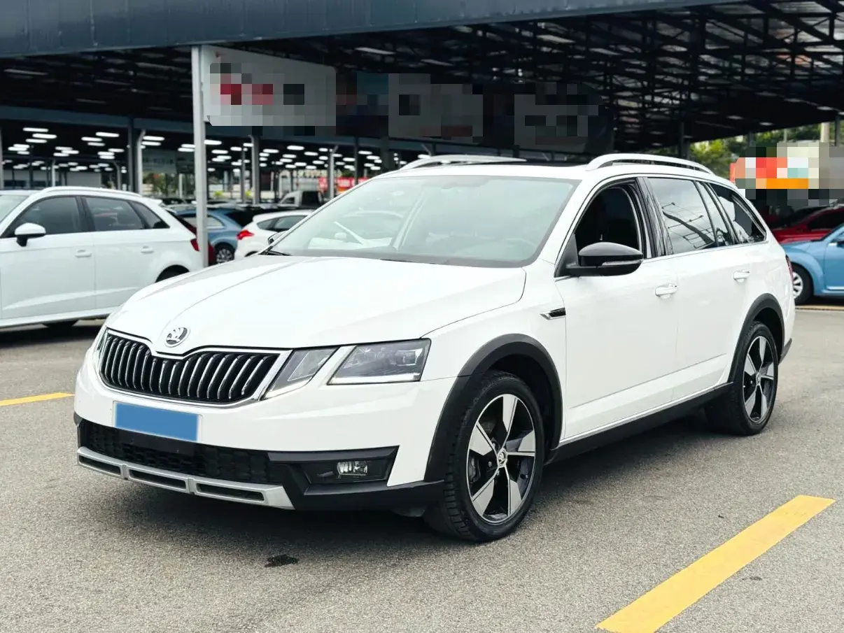 2018 SKODA OCTAVIA view 1