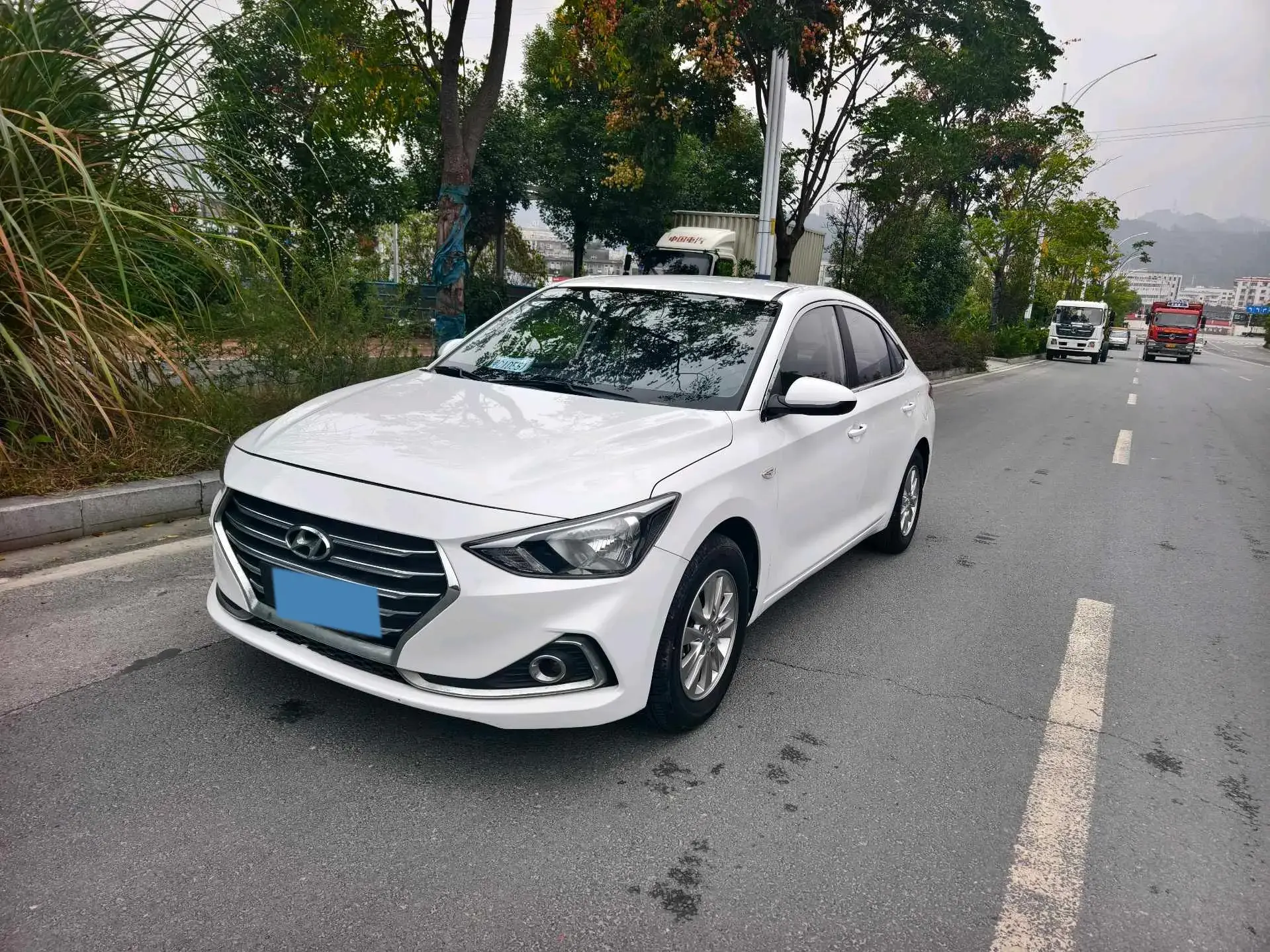 2017 HYUNDAI CELESTA view 1