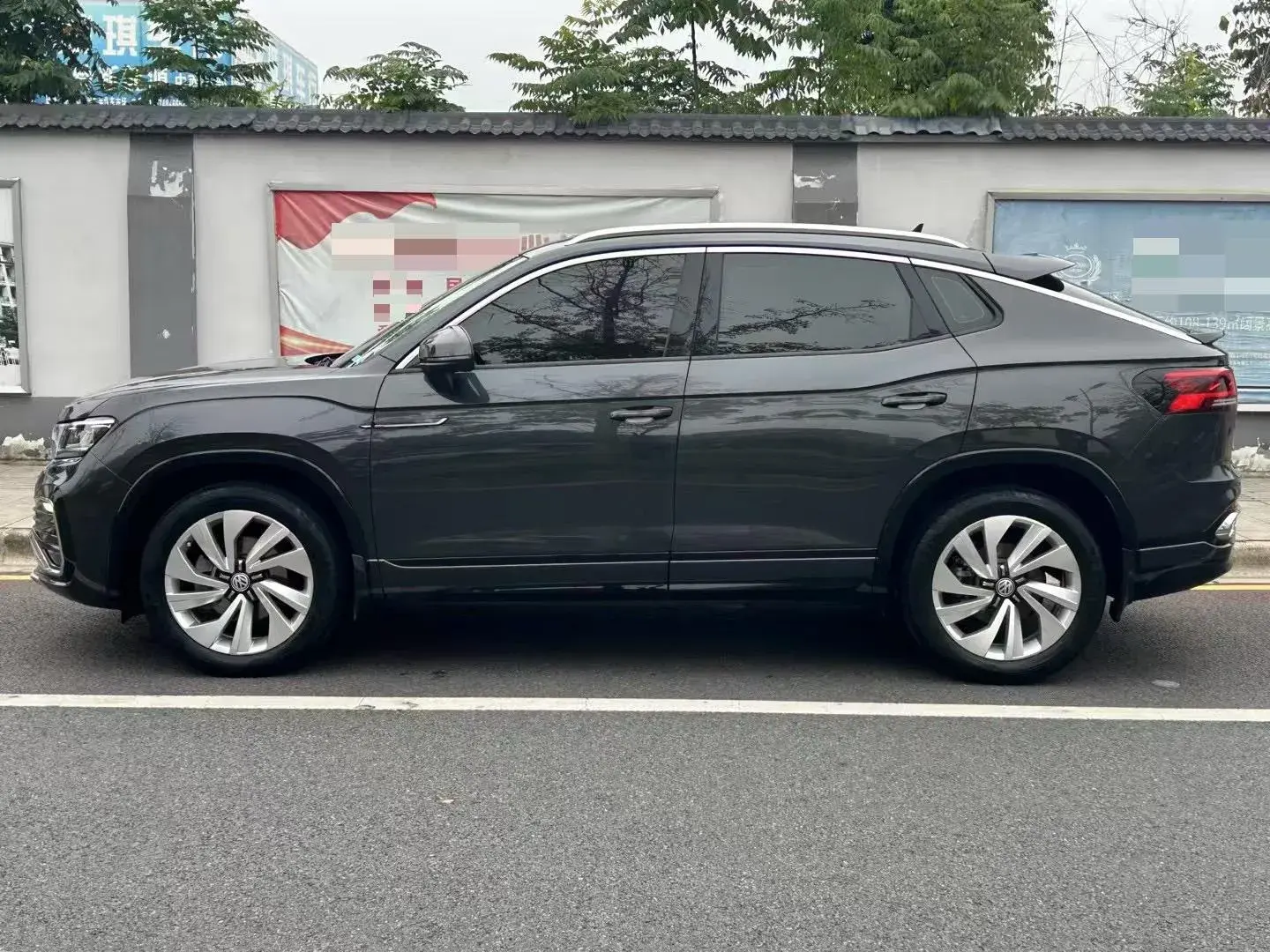 2020 VOLKSWAGEN TAYRON thumbnail 3