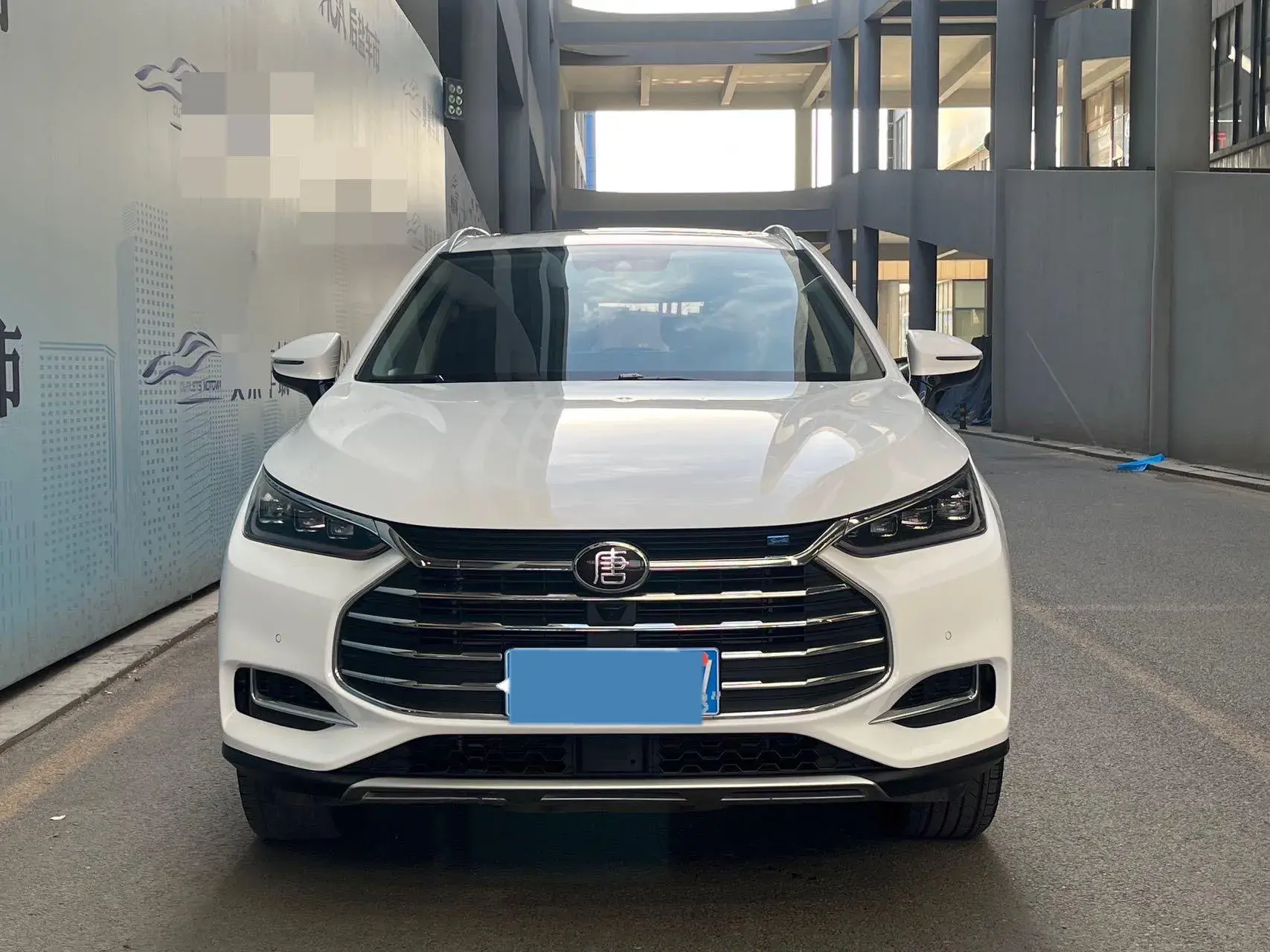 2018 BYD TANG thumbnail 2